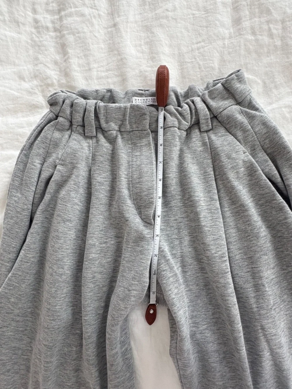 Brunello Cucinelli Gray Tapered Pleated Lounge Pants US 8